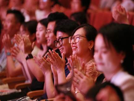 2024《黄西有梗脱口秀》让你一次笑个够-重庆站-第2张图片-票100