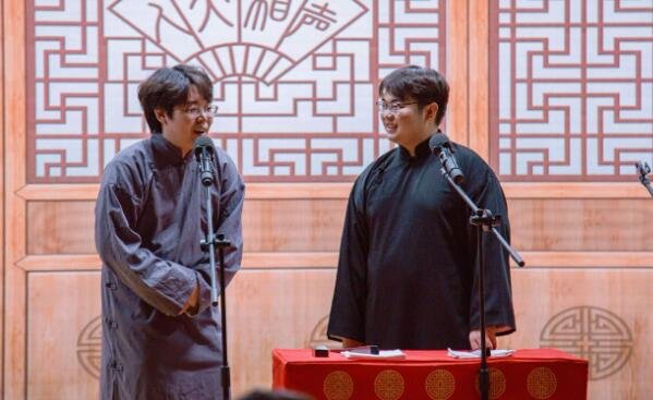 相声演出未来演变,策略和探索的新趋势-第2张图片-票100