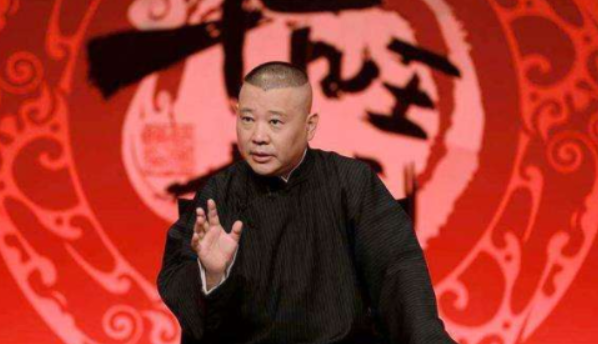 独角相声的魅力,一人演绎经典艺术-第3张图片-票100